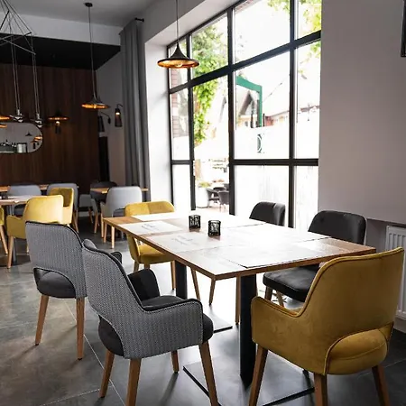 Hotel Kavka & Restauracja 2*