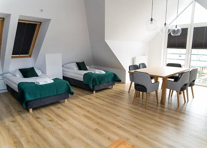 Kavka & Restauracja Hotel 2*